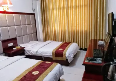 Luochuan Pengcheng Hotel Hotel a Huangling