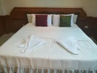 Haad YAO Bayview Resort & Spa Отели рядом с достопримечательностью «Пляж Хадсалад»