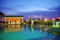 Wyndham Garden Suzhou - Rooftop Pools