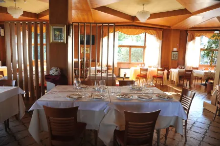 Hotel Hermitage Отели рядом с достопримечательностью «Villa Castelletti»