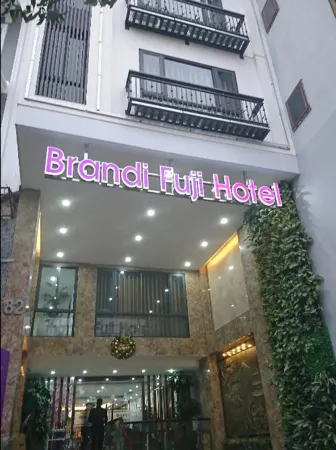 Brandi Fuji Hotel