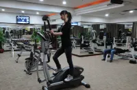 Yiyang Huatian Hotel - Gym