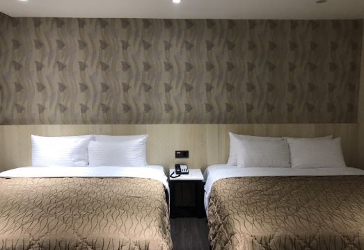 레드 호텔 위안린 타운십