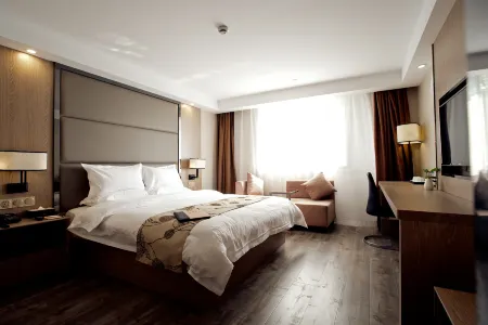 Jinji Hotel Отели рядом с достопримечательностью «Shanghai Graduate School of China University of Technology»