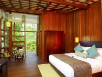Niraamaya Retreats Cardamom Club Hotels in Thekkady