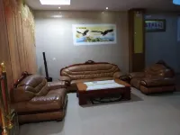 Leye Huali Business Hotel