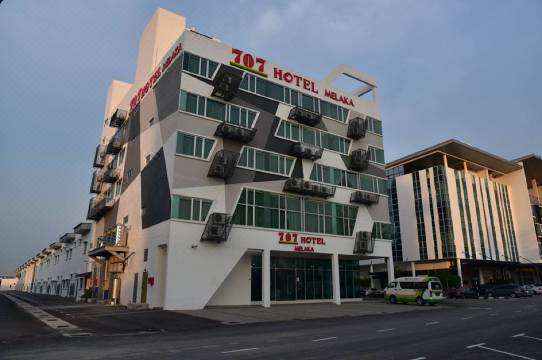 707 hotel melaka