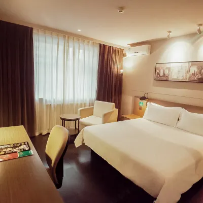 Jinjiang Inn Select (Shenyang Railway Station Taiyuan South Street) Hotels near Heping