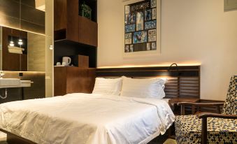 Beijing Original Yuesu Courtyard - Housity