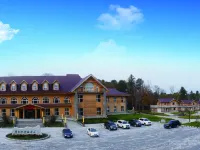 撫松狩獵度假飯店 露水河國家森林公園附近的飯店