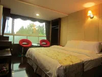 Gau Shan Ching Hotel Hotel in zona Ali Marsh Flat Park