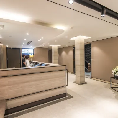 Homeinn Plus Hotel (Shaoxing Renmin West Road Luxun's Hometown) Hotels in der Nähe von Cangqiao Straight Street