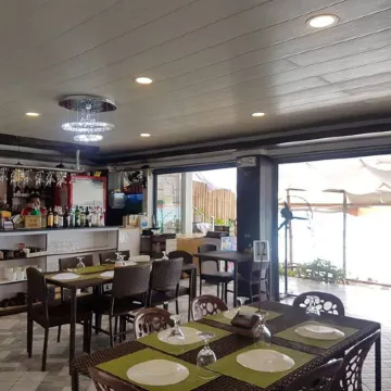 Diamond Water Edge Resort