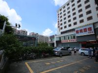 银通之旅宾馆(深圳东站店) - 酒店外部
