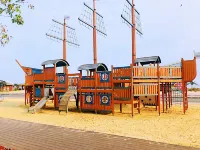 Lanjing Yunhai Seaview Apartment (Yuquan Shanhai Square Branch)