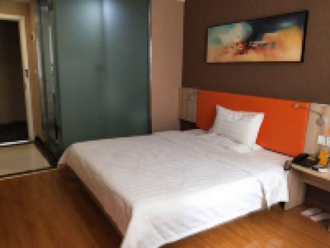 7天连锁酒店(攀枝花凤凰广场店) - 商务套房