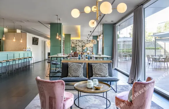 馬裏迪莫温齊酒店