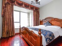 重庆摩曼度假公寓 - 尊享家庭两室一厅三床房