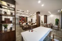 Days Hotel by Wyndham Yinxiang Wuyishan - bar