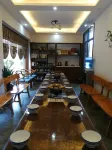 Furong Town 372 Jingjing's Home Chinese Inn (Furong Town Grand Waterfall)