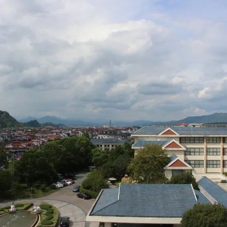 WUYI MOUNTAIN YUEHUA RESORT