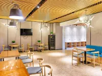 Jingman Qingshe Hotel Hotels in Xinxiang