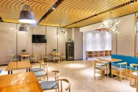 Jingman Qingshe Hotel