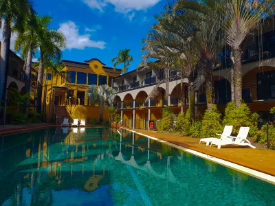 Palm Royale Cairns Hotels in Manunda