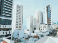ماريلين نها ترانغ هوتل Hotels near هون تشونغ
