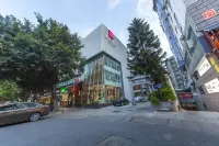 Echarm Hotel (Fuzhou East Street Railway Station)