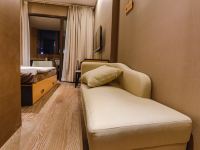 南京瓦伦丁酒店 - 商务精品大床房