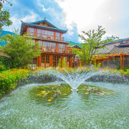 Cidihuakai Chinese Inn (Lugu Lake Daluoshui)
