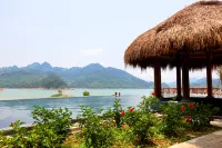 Mai Chau Hideaway Lake Resort Hotels in 
