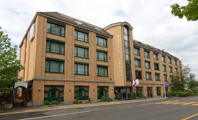 Conti Hotel Dietikon Hotels in Шпрайтенбах