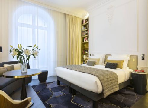 La Clef Champs-Élysées Paris by The Crest Collection