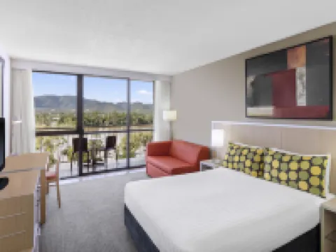 羅克漢普頓美居酒店 羅克漢普頓酒店