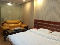 揭阳揭东金峰商务酒店 - 标准大床房