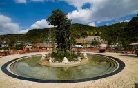 Longtan Hot Spring Eco Resort Hotels in Wenshan
