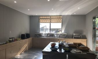 Zhouquan Hotel