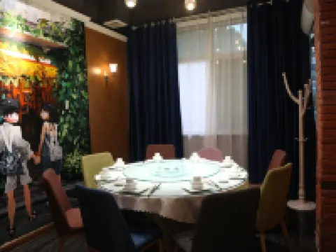 Buttonwood Fashion Hotel Hotels in Lankao