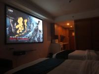 爱丽思国际酒店公寓(广州沿江路民间金融大厦店) - 影院双床房