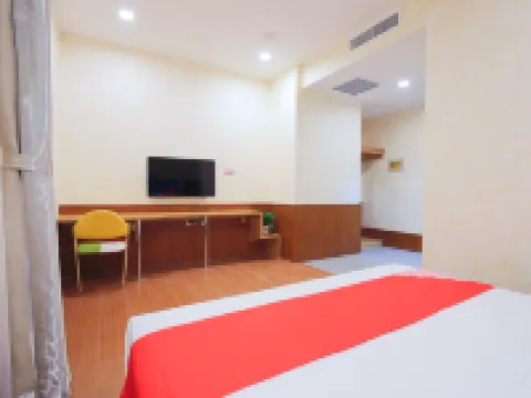 Home Inn Huaxuan Collection Hotel (Panjin Railway Station) Hotels in Panjin