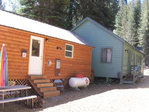 Huntington Lake Resort - Campsite