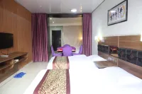 Deli Business Hotel Hotels near Baicheng Railway Station