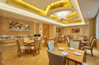 Vienna Hotel (Zhaoqing Sihui Center Yubo City)