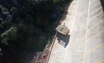 Mengla weitian hotel