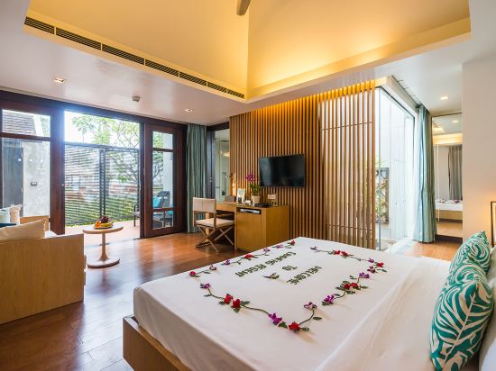 เฉวงรีเจ้นท์ บีช รีสอร์ท