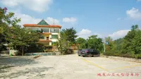 Dilong Villa Farmhouse Hotels near Youyiguan Scenic Areas