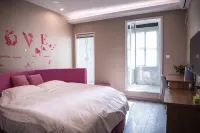 Lime Chain Hotel