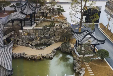 Holiday Inn Express Linyi Riverside Отели рядом с Аэропорт Линьи